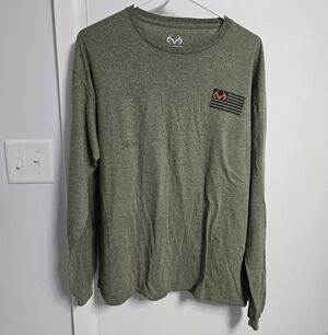 Realtree Olive Long Sleeve Tee with Logo